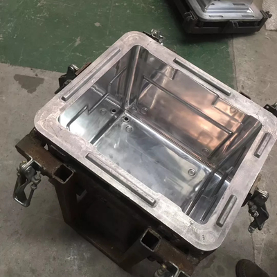 Aluminium-Rotomolded kühleres Rotationsformteil ODM-Soems Form-LLDPE mit PU-Schaum